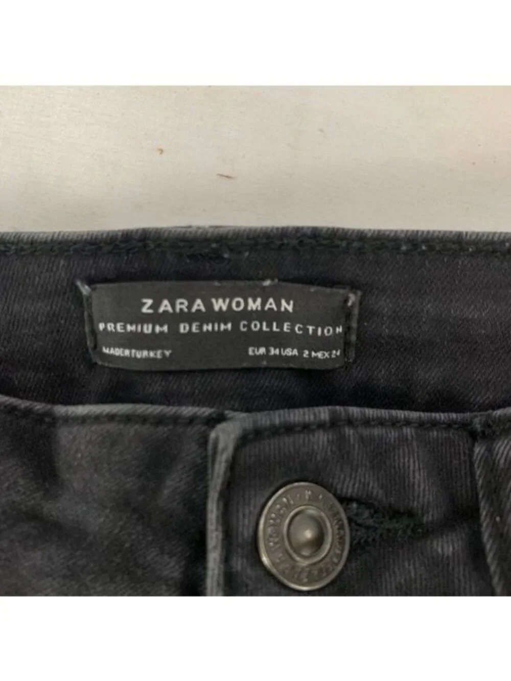 Zara Women Premium Denim Black Velvet Stripe Skinny Jeans Size 24 Stretchy